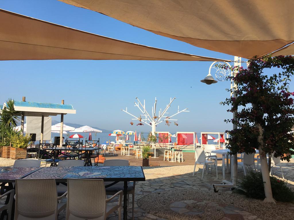 Apartments Wonderful Bay Саранде Екстериор снимка