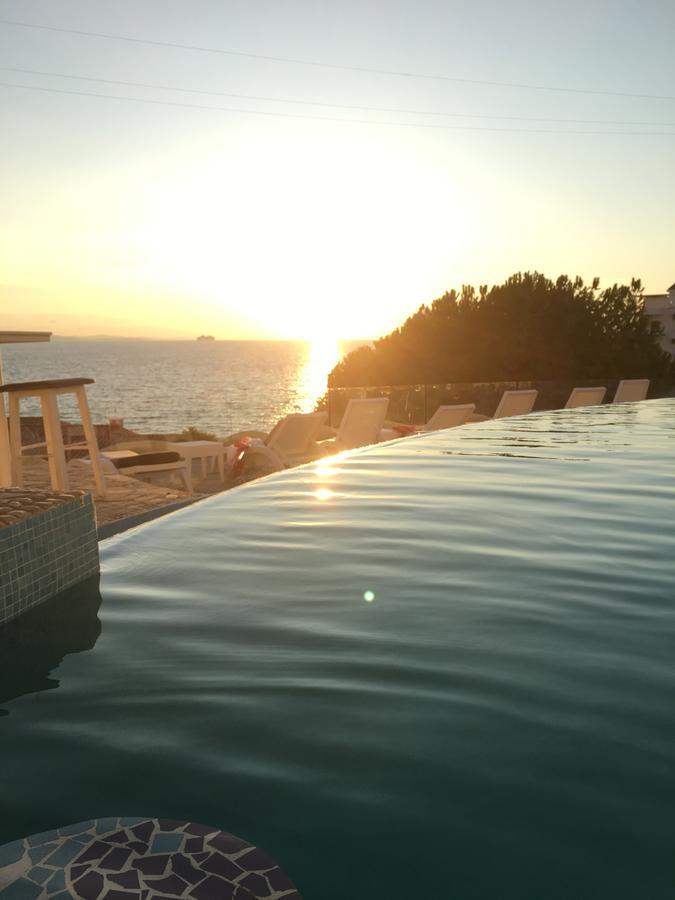 Apartments Wonderful Bay Саранде Екстериор снимка