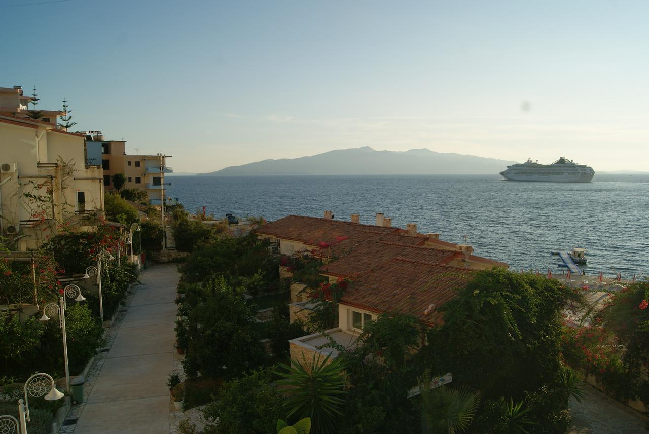 Apartments Wonderful Bay Саранде Екстериор снимка